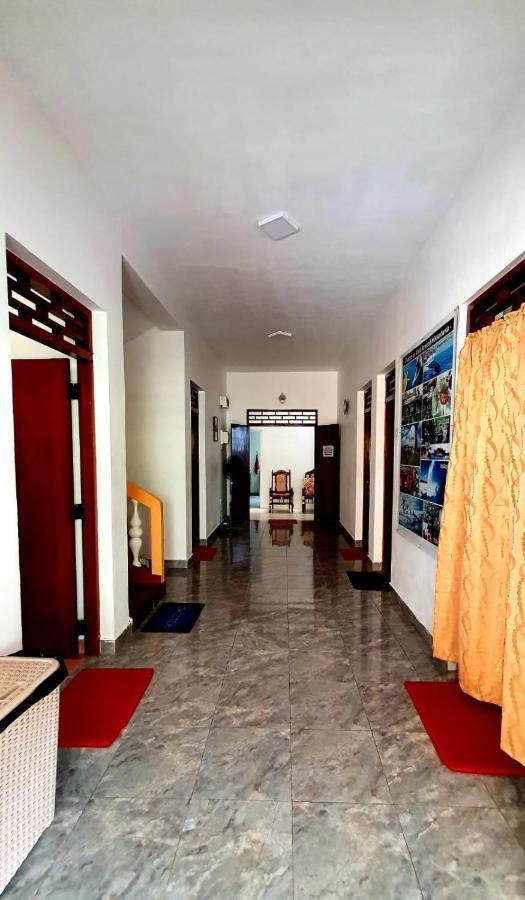 Guesthouse Kind And Love Hikkaduwa Ngoại thất bức ảnh