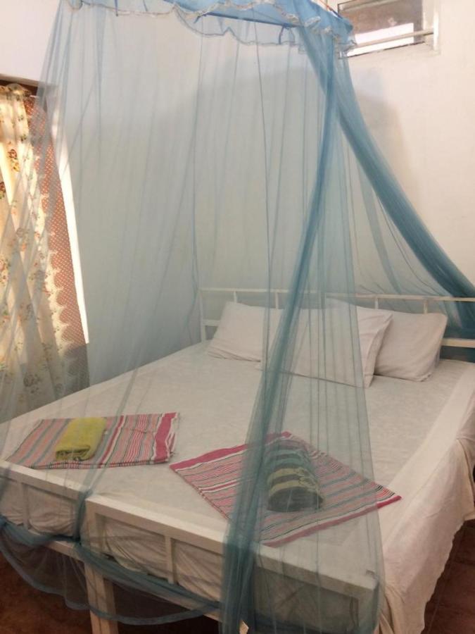 Guesthouse Kind And Love Hikkaduwa Ngoại thất bức ảnh